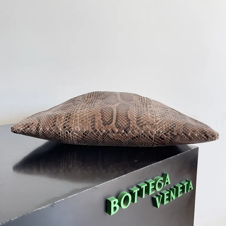 Bottega Veneta Bag 